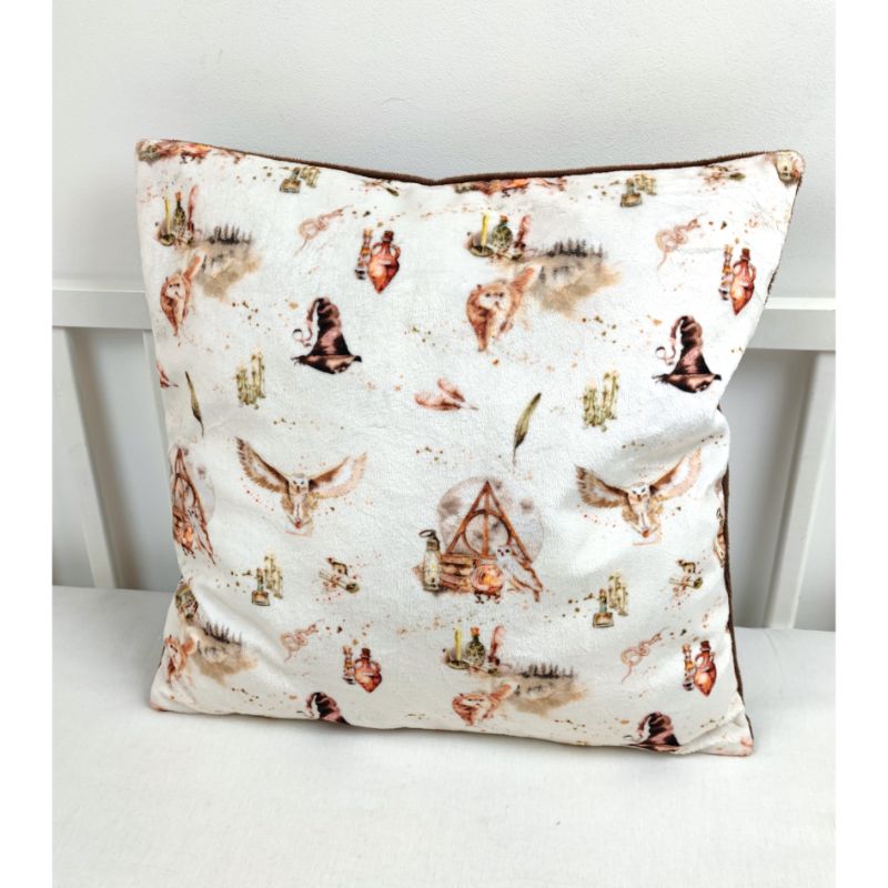 Little Wizard Owl Pillow Cover - Image 7
