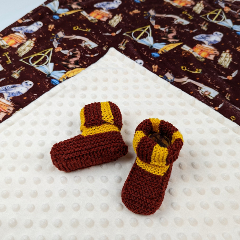 Natural Wool Baby Booties red - Image 5